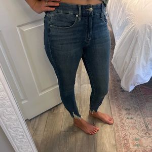 Good American good legs cropped chew hem size 8